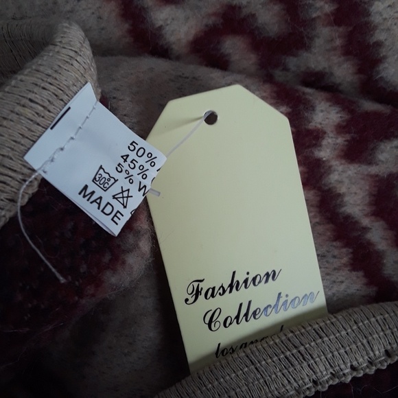 FHASION COLLECTION PONCHO SIZE. one size - Picture 8 of 8